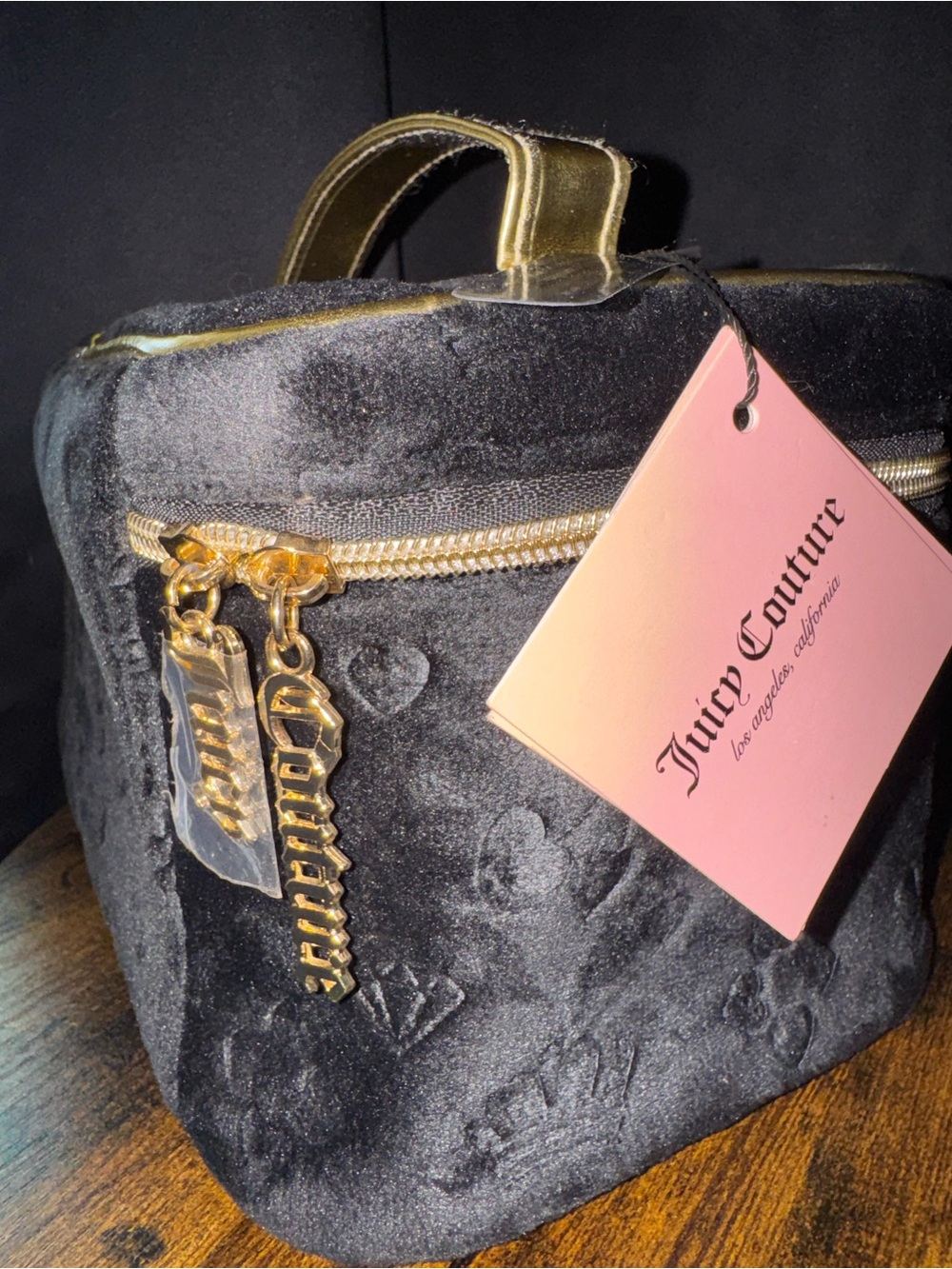 Juicy Couture Black Velvet and Pink Satin-Lined Cosmetic Case NWT - Picture 3 of 9